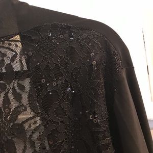 Black shrug size 3x Woman’s plus size